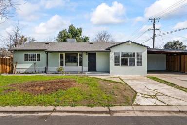 Main picture of 560 Oakshire Ave