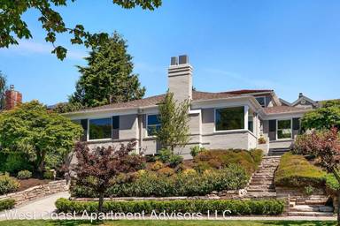 Main picture of 1908 29th Ave W