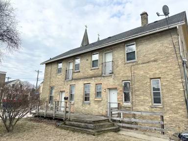 Main picture of 2016 Marshall St