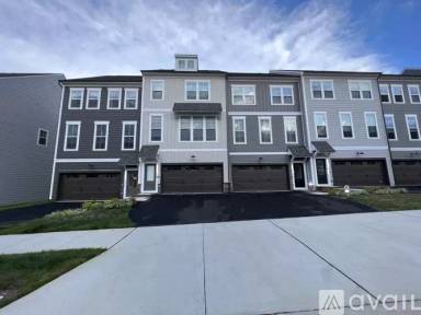 Main picture of 1709 Beech Leaf St