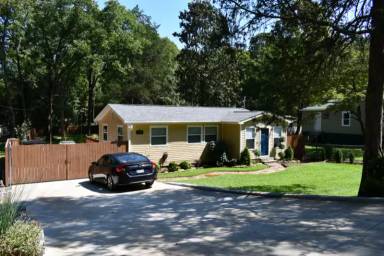 Main picture of 1154 Hickory Ln