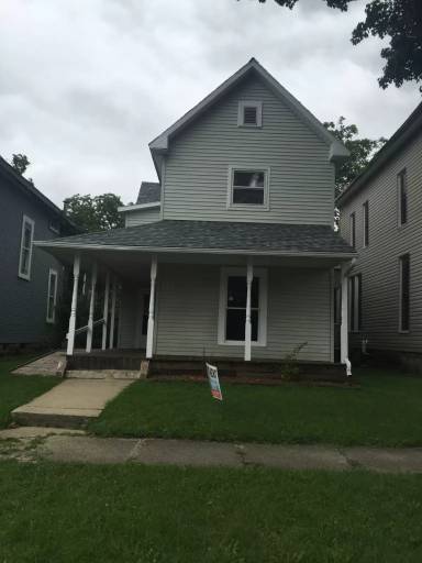 Main picture of 154 E 2nd St
