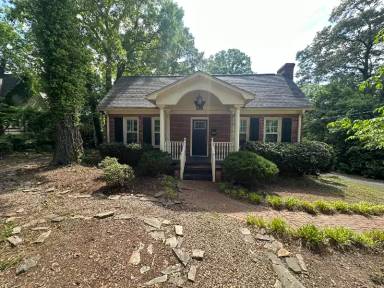 Main picture of 912 S Johnson St