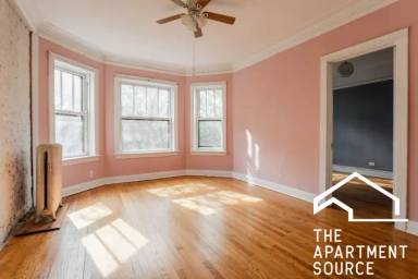 Main picture of 650 W Buckingham Pl