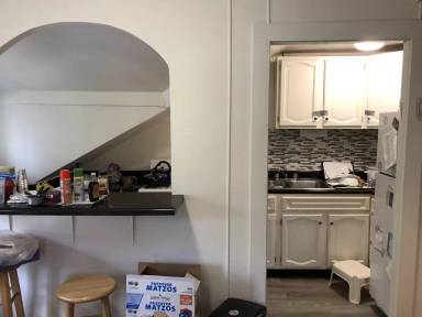 Main picture of 521 Wyckoff Rd