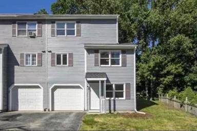 Main picture of 35 Gates Rd