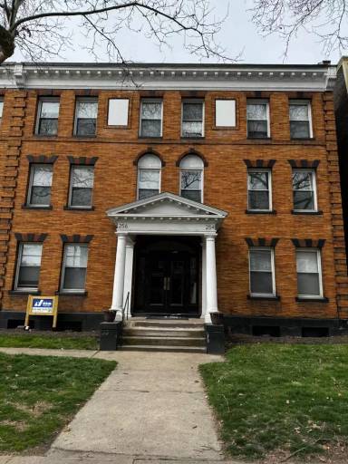 Main picture of 254 S Mathilda St