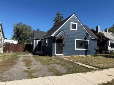 Main picture of 2311 Darrow Ave