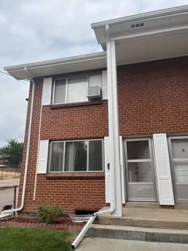 Main picture of 5006 W 8th Ave
