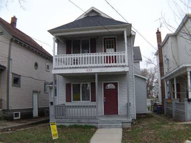 Main picture of 405 Carrier St NE