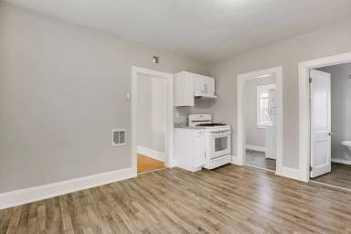 Main picture of 224 - 230 Humboldt Ave N