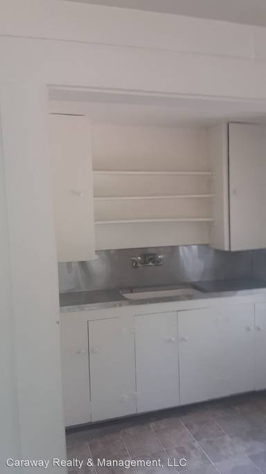 Main picture of 425 Boulevard St