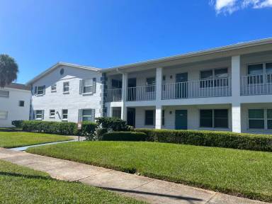 Main picture of 3160 36th St N