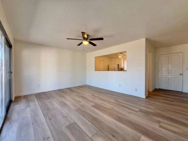 Main picture of 9471 Pennywood Rd