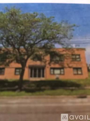Main picture of 17939 Lake Shore Blvd