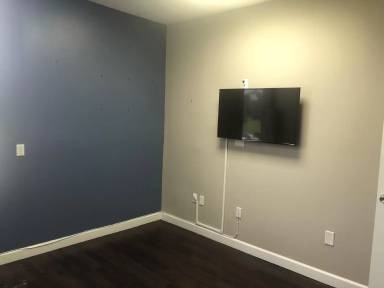 Main picture of 12550 Biscayne Blvd