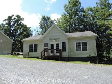 Main picture of 118 Knowles Haven Ln