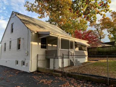 Main picture of 3202 Skipwith Rd