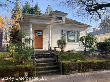 Main picture of 3508-3532 SE 26th Ave