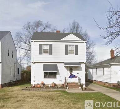 Main picture of 8326 Fernhill Ave