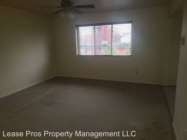 Main picture of 15515 E 10 Mile Rd