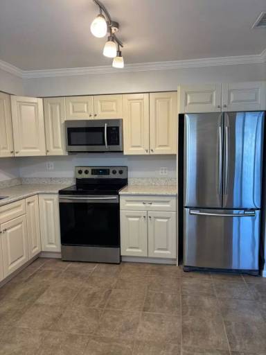 Main picture of 2921 Bentley St