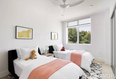 Main picture of 689 Avenue E