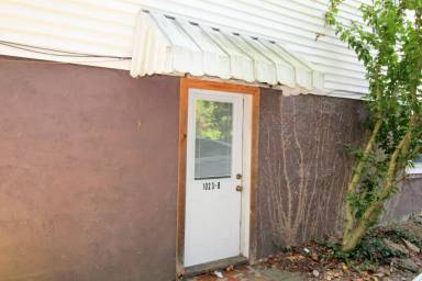 Main picture of 1021 College Ave