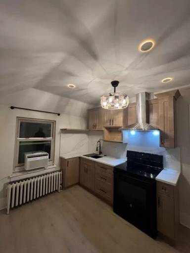 Main picture of 126 Simpson St