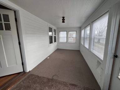 Main picture of 4201 S Wayne Ave