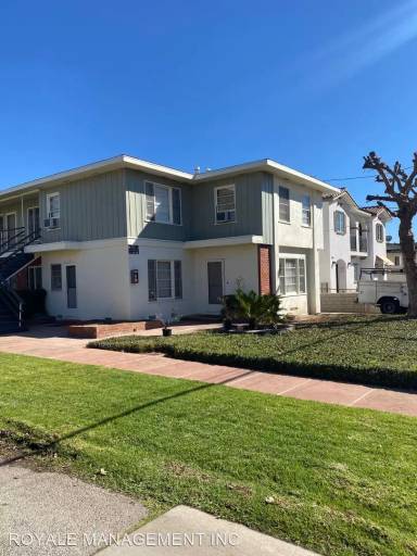 Main picture of 1120 N Monterey St