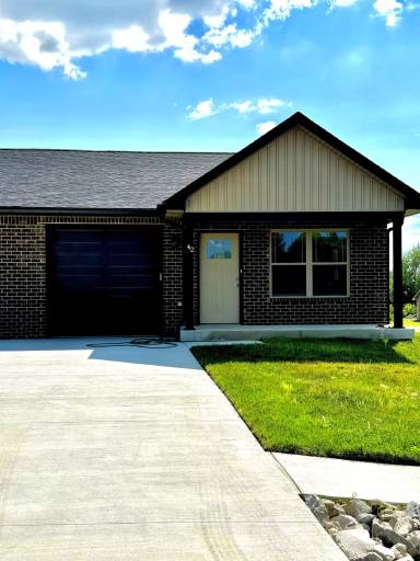 Main picture of 42 Despain Ct