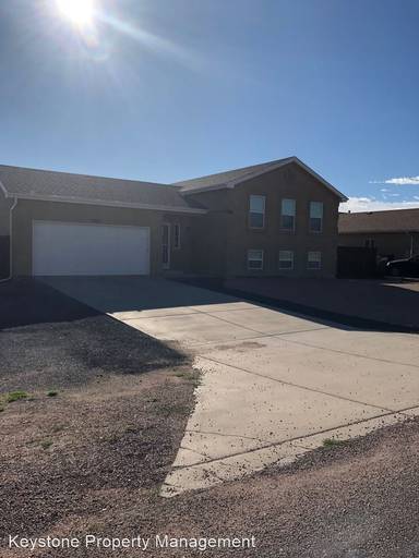 Main picture of 490 S Maher Dr