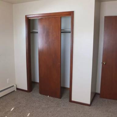 Main picture of 1008 Dewey Dr