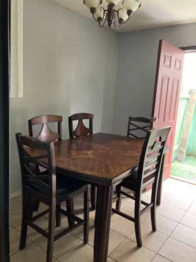 Main picture of 2909 E Saint Bernard Hwy