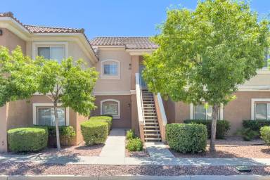 Main picture of 400 Pine Haven St