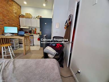 Main picture of 185 Saint Botolph St