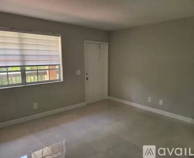 Main picture of 10456 NW 8th St