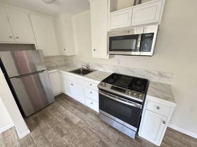 Main picture of 222 W. Arrellaga Street - 2