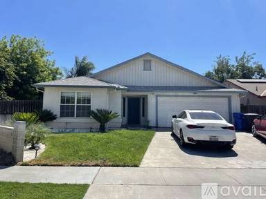 Main picture of 776 Pepper Ave