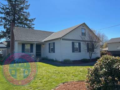 Main picture of 830 NE Sunrise Ln