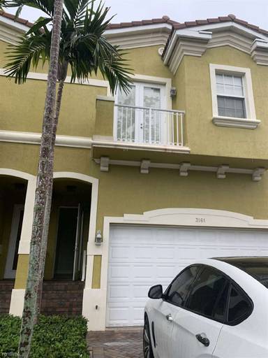 Main picture of 3161 SW 47th St