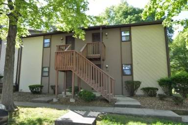 Main picture of 33 Pepperwood Ct