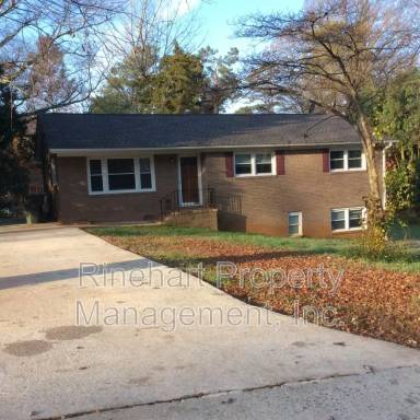 Main picture of 645 Greenbriar Ave