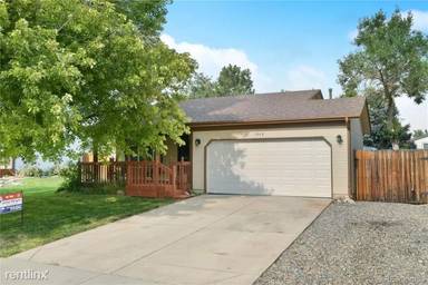 Main picture of 1868 S Fundy Way