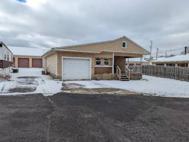 Main picture of 8464 Cleveland Ave NW