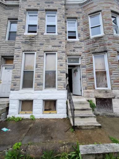 Main picture of 1829 Clifton Ave