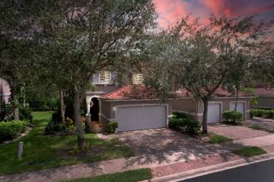 Main picture of 3325 Antica St
