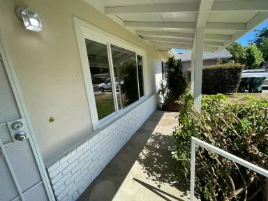 Main picture of 2701 Campbell Ln