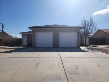 Main picture of 8536 Aspen Ave